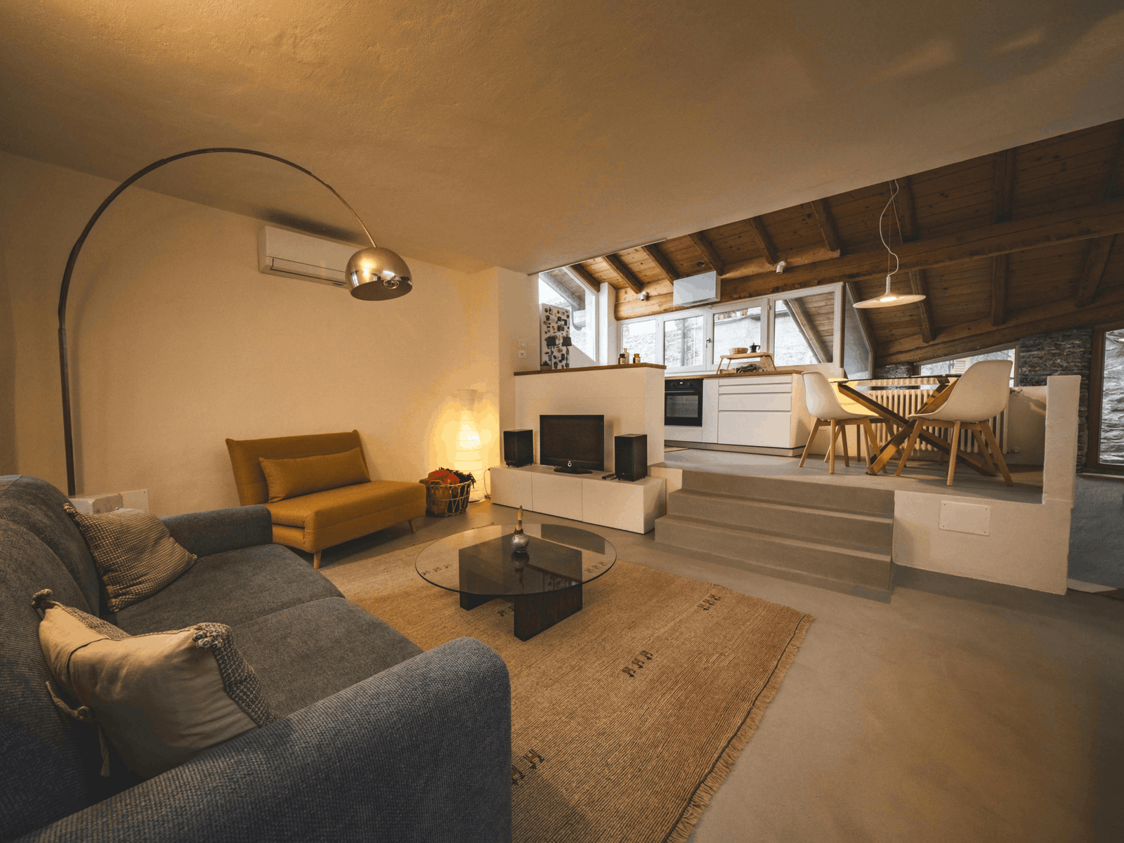 Living spaces and small commercial interiors